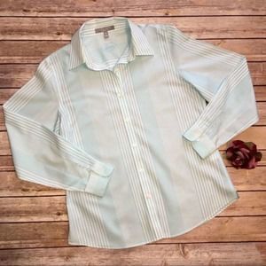 Foxcroft Striped No Iron Shaped Fit Shirt Size 6